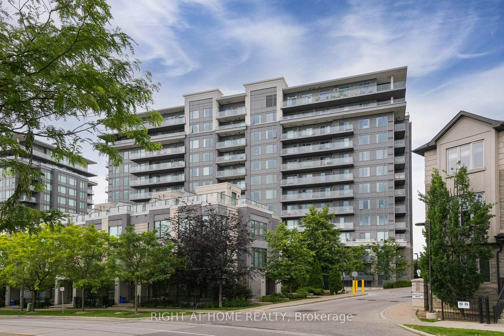 115 - 277 South Park Road, Markham, ON, exterior
