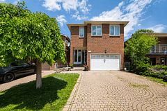 55 Deerpark Crescent, Brampton, ON, exterior