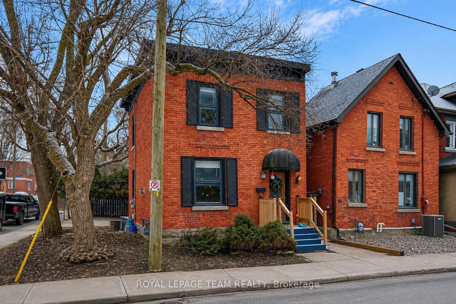 8 Lewis Street, Ottawa Centre, ON, exterior