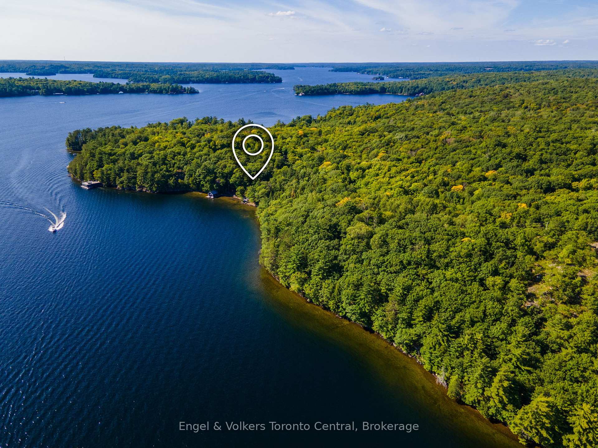 1246 Purdy Road, Muskoka Lakes, ON, exterior