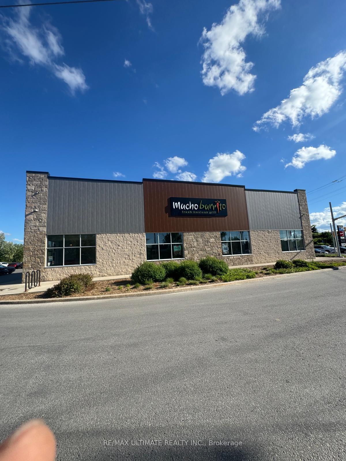 4 - 10 Balsam Street, Collingwood, ON, exterior