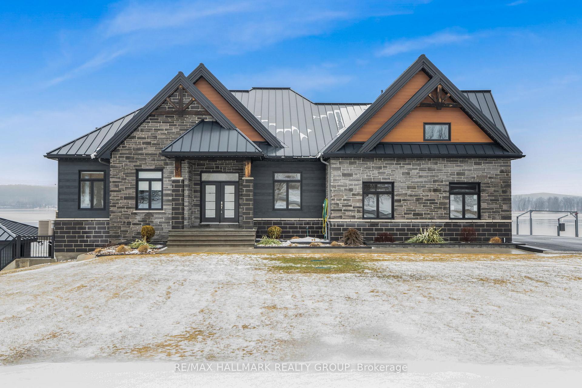 3795 CONCESSION 1 Street, Alfred and Plantagenet, ON, exterior