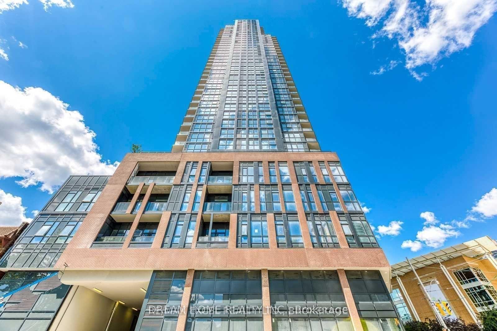 608 - 159 Wellesley Street E, Toronto C08, ON, exterior