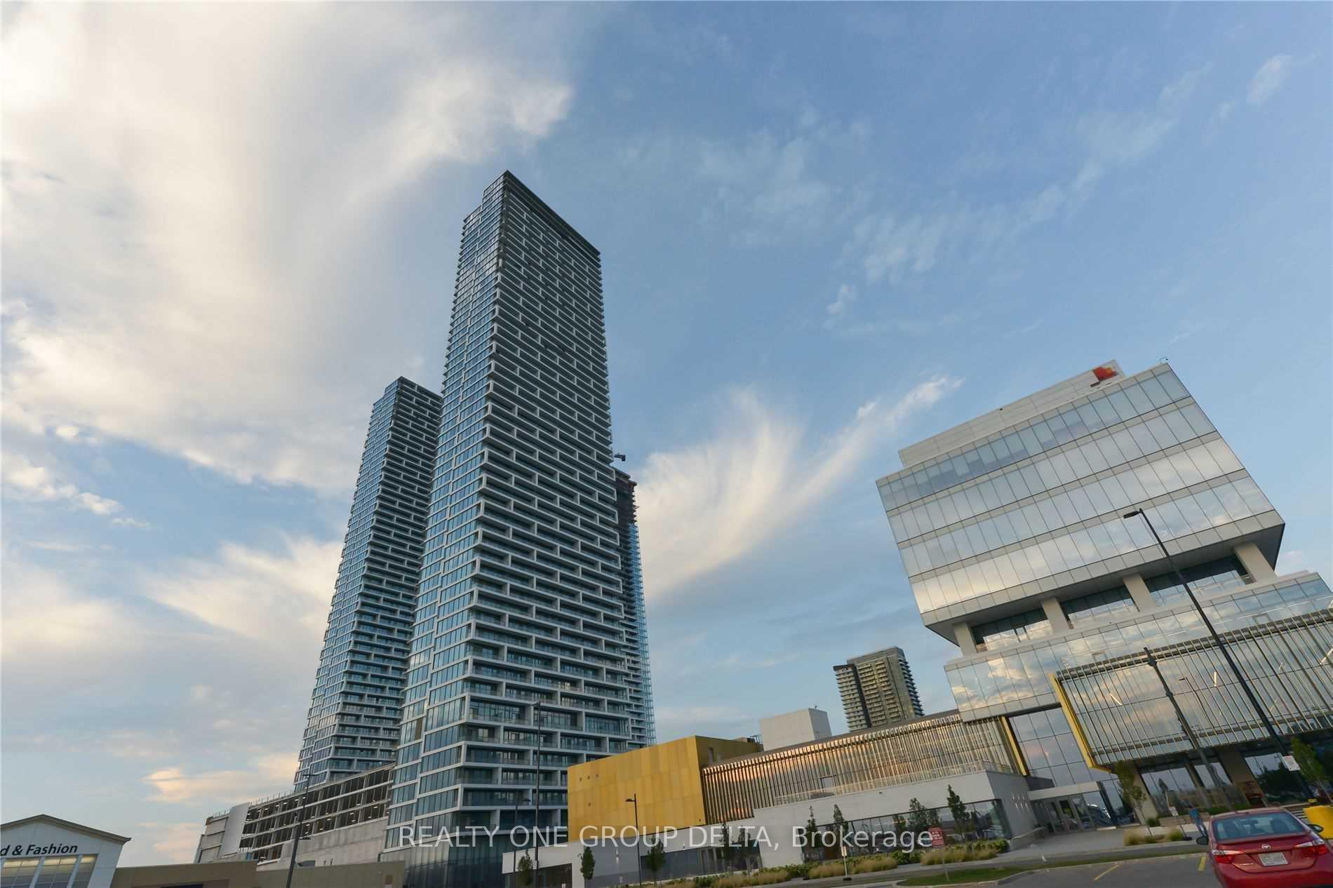4002 - 898 Portage Parkway, Vaughan, ON, exterior
