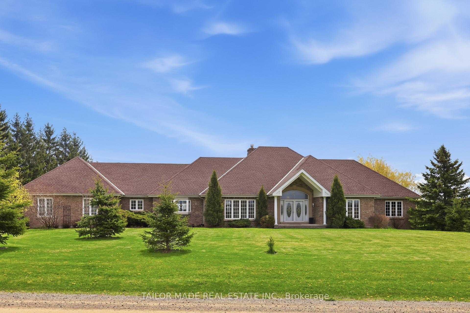 1749 Station Road, Caledon, ON, exterior