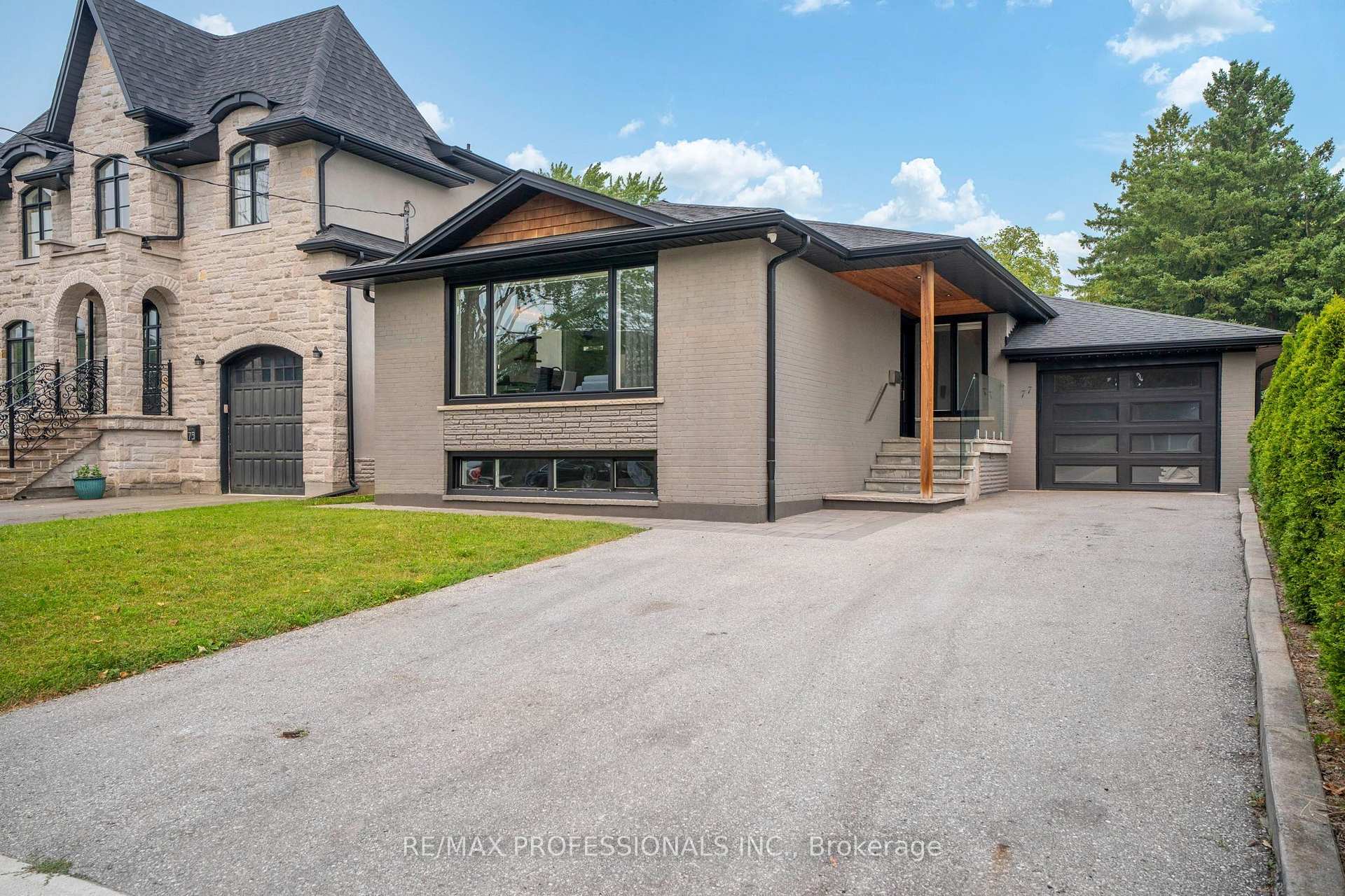 77 Cronin Drive, Toronto W08, ON, exterior