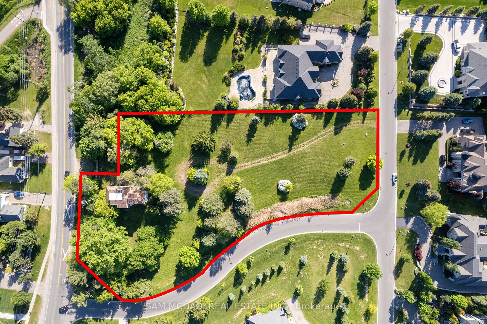 10 Richard Lovat Court, Vaughan, ON, exterior