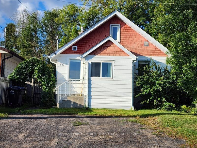587 Tupper Street, Thunder Bay, ON, exterior