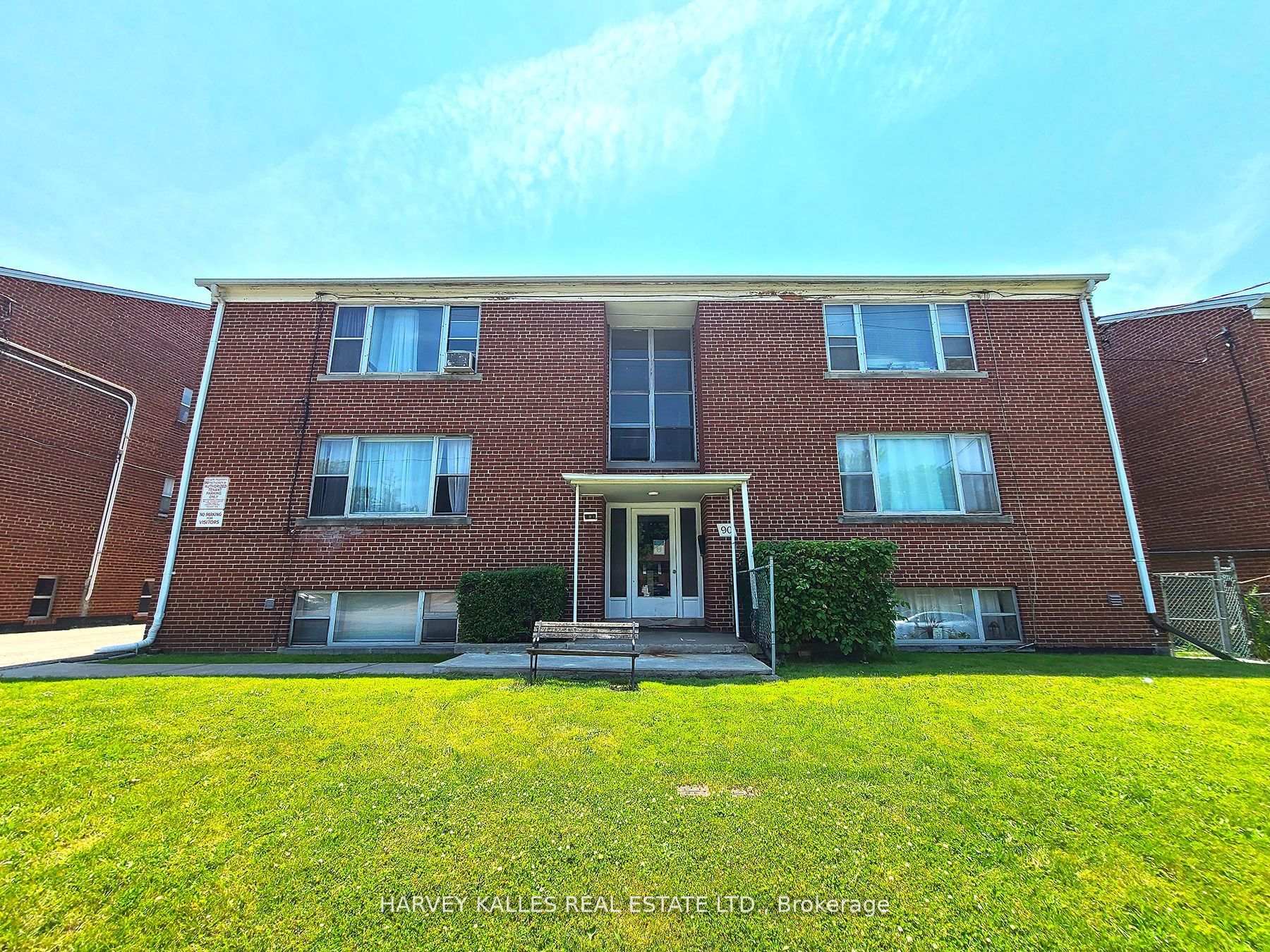90 Trethewey Drive, Toronto W04, ON, exterior