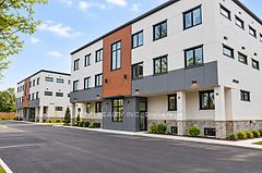 404 - 67 Minto Street, Port Colborne, ON, exterior