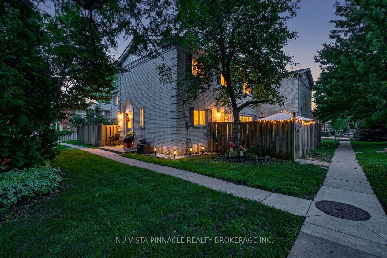 13 - 370 Homestead Court, London North, ON, exterior