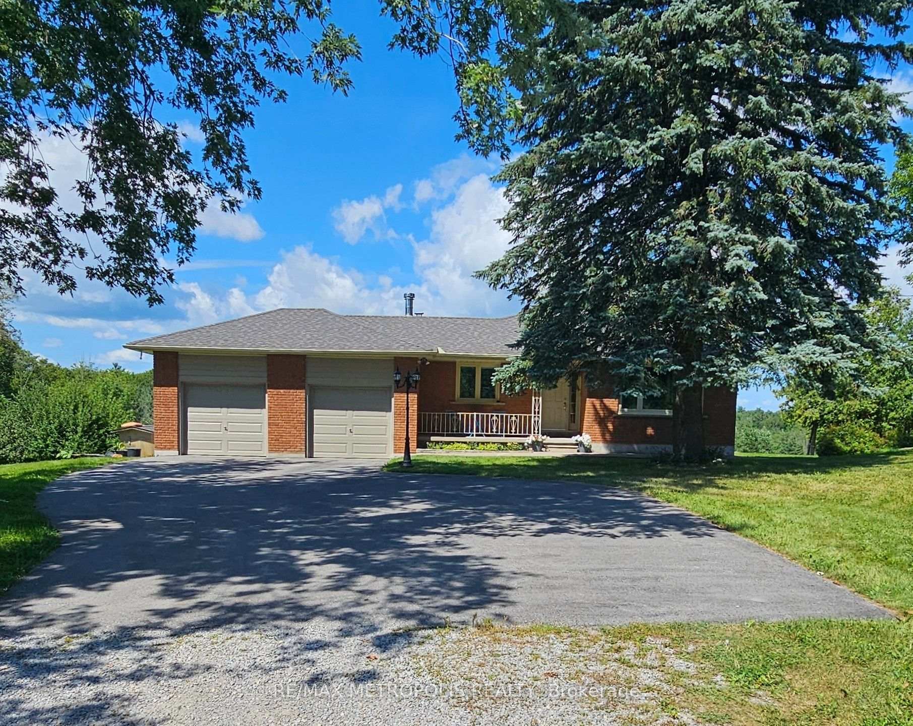 6370 Hillsdale Drive, Whitchurch-Stouffville, ON, exterior