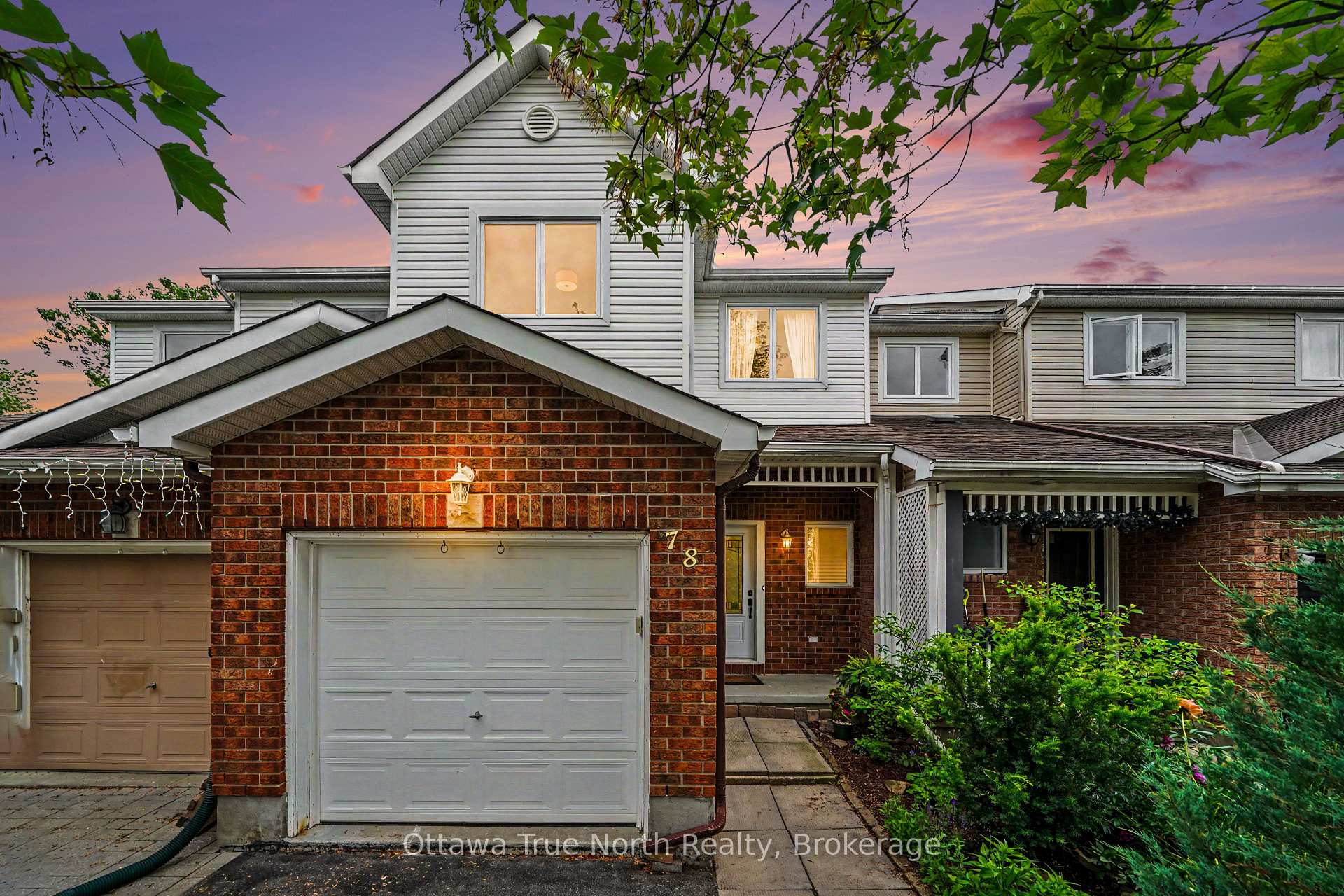 78 Redpath Drive, Barrhaven, ON, exterior