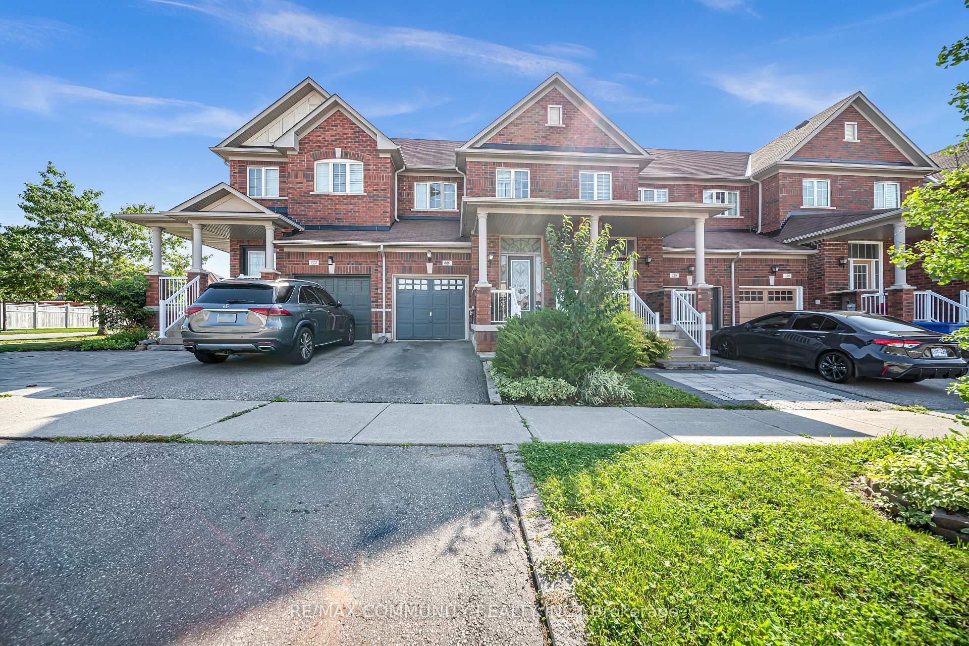 220 Lageer Drive, Whitchurch-Stouffville, ON, exterior