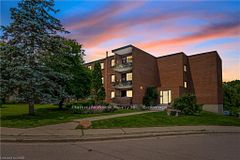 303 - 4 Avalon Place, Kitchener, ON, exterior