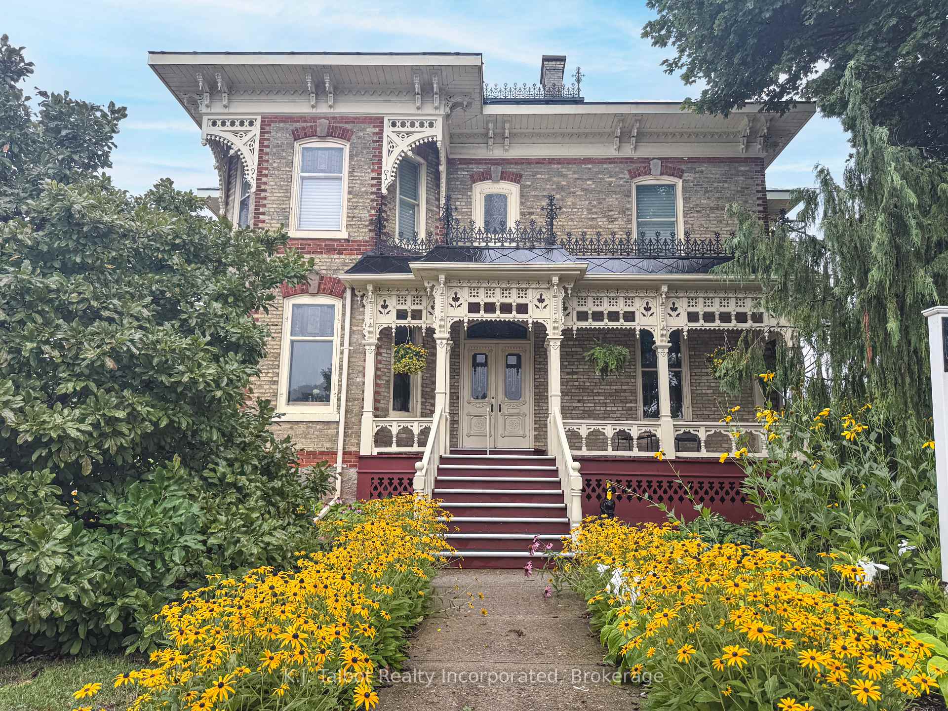 80 Hamilton Street, Goderich, ON, exterior