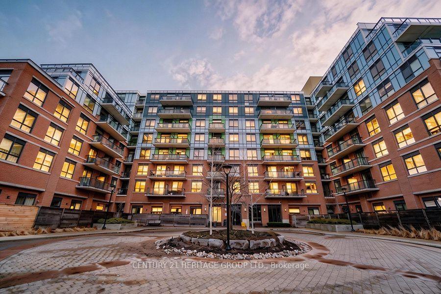 319 - 11611 Yonge Street, Richmond Hill, ON, exterior