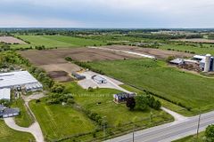 8602 Winston Churchill Boulevard N, Halton Hills, ON, exterior