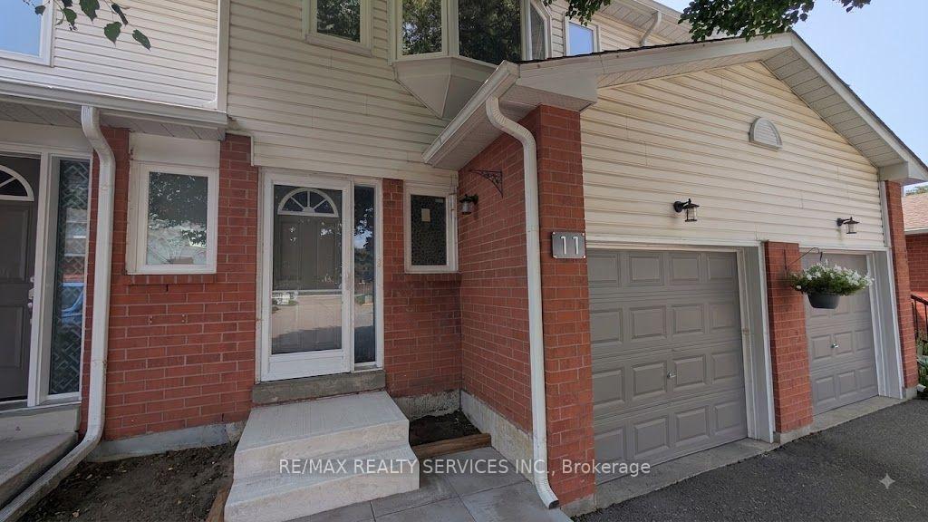 11 Beverly Lane, Halton Hills, ON, exterior