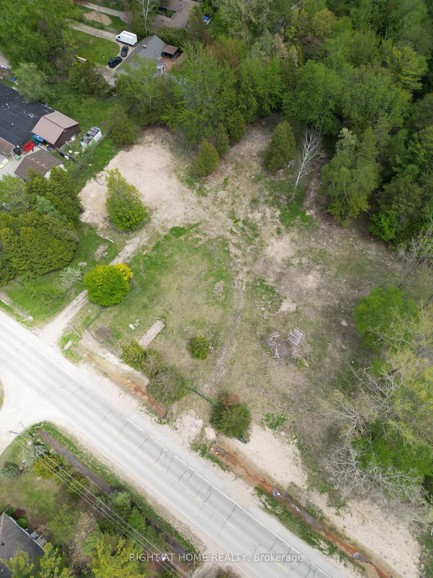 PART 3 W. Ipperwash Road, Lambton Shores, ON, exterior