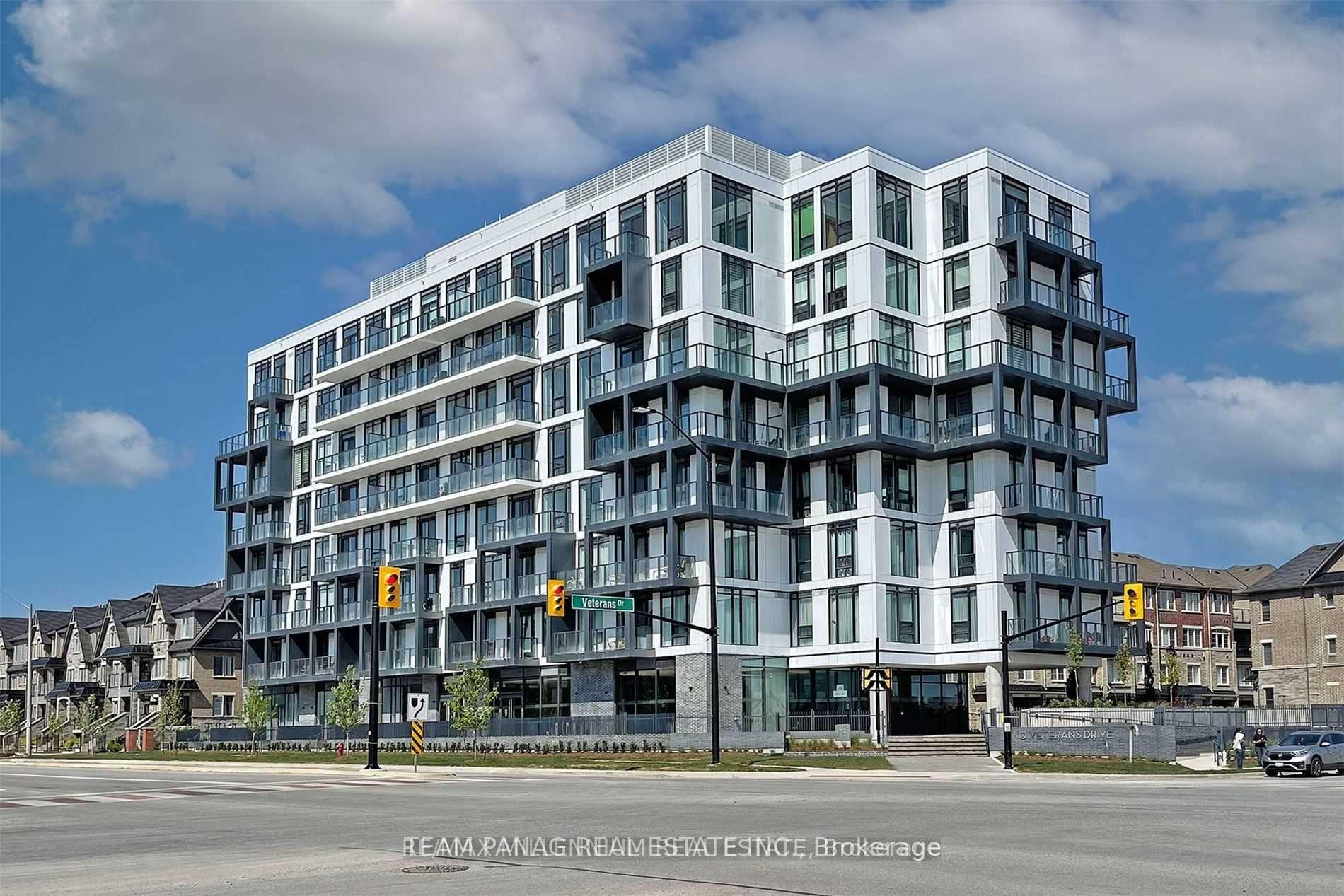 102 - 180 Veterans Drive, Brampton, ON, exterior