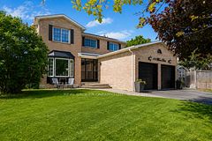 104 Moon Drive, Barrie, ON, exterior