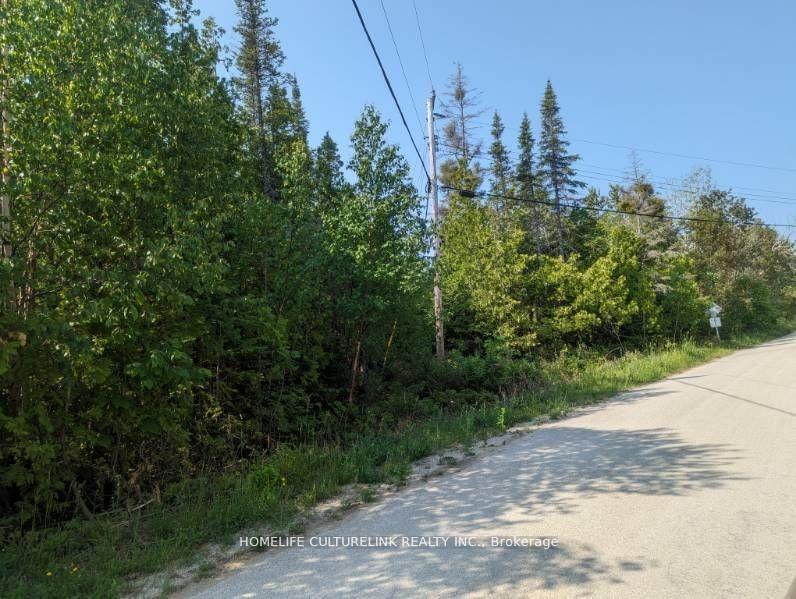 105 Corey Crescent, Northern Bruce Peninsula, ON, exterior