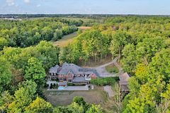 902 Shaver Road, Hamilton, ON, exterior