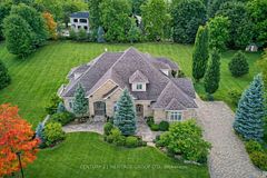 12 Prince Adam Court, King, ON, exterior