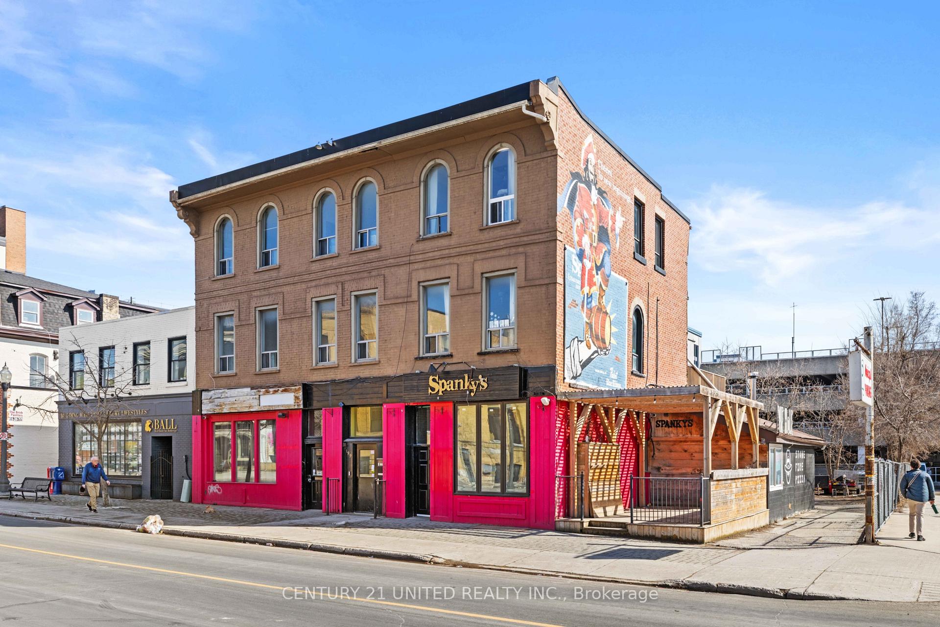 197 Hunter Street W, Peterborough, ON, exterior