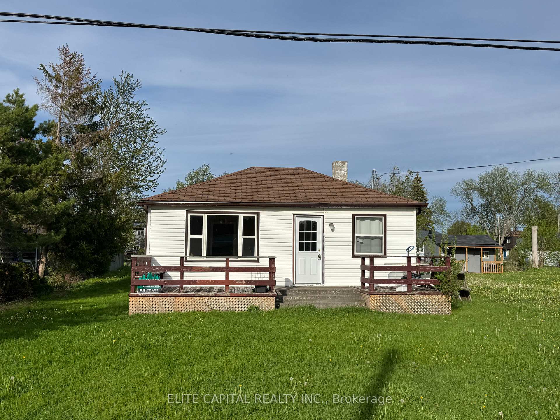 9 Lambrook Drive, Georgina, ON, exterior