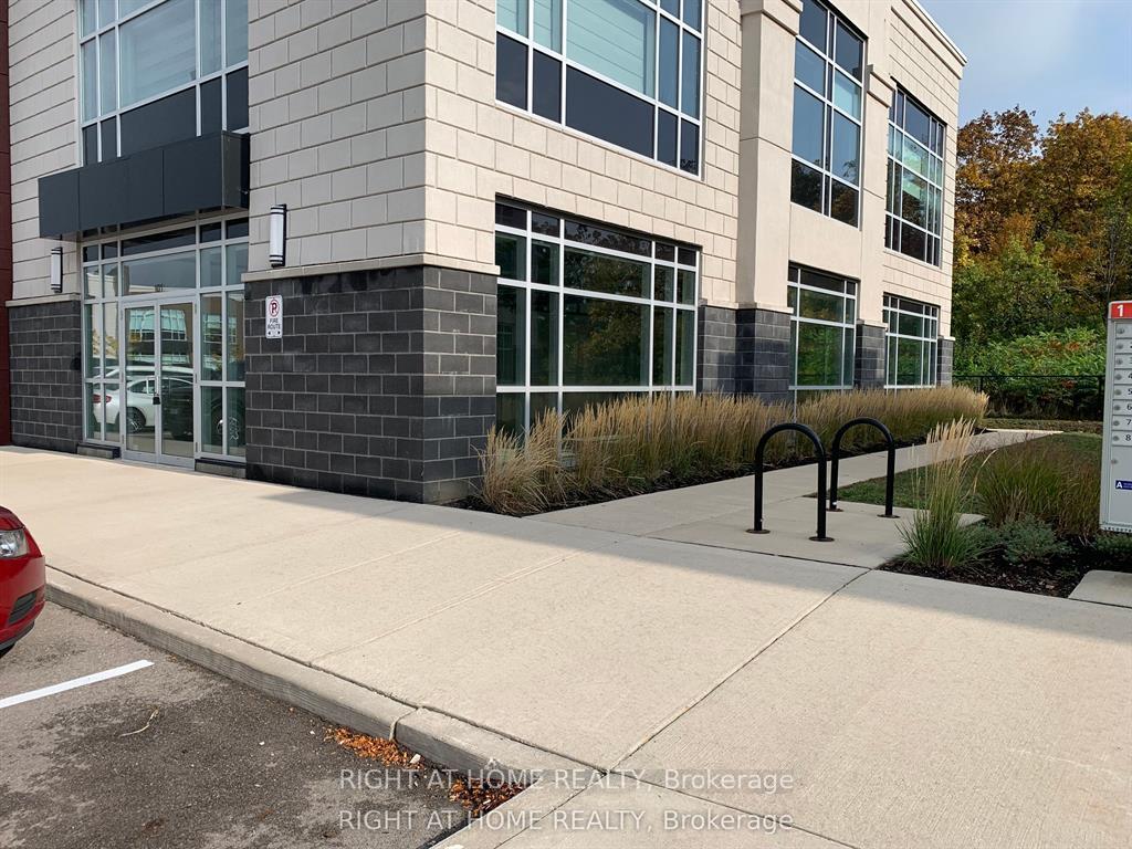 101 - 3475 Rebecca Street, Oakville, ON, exterior