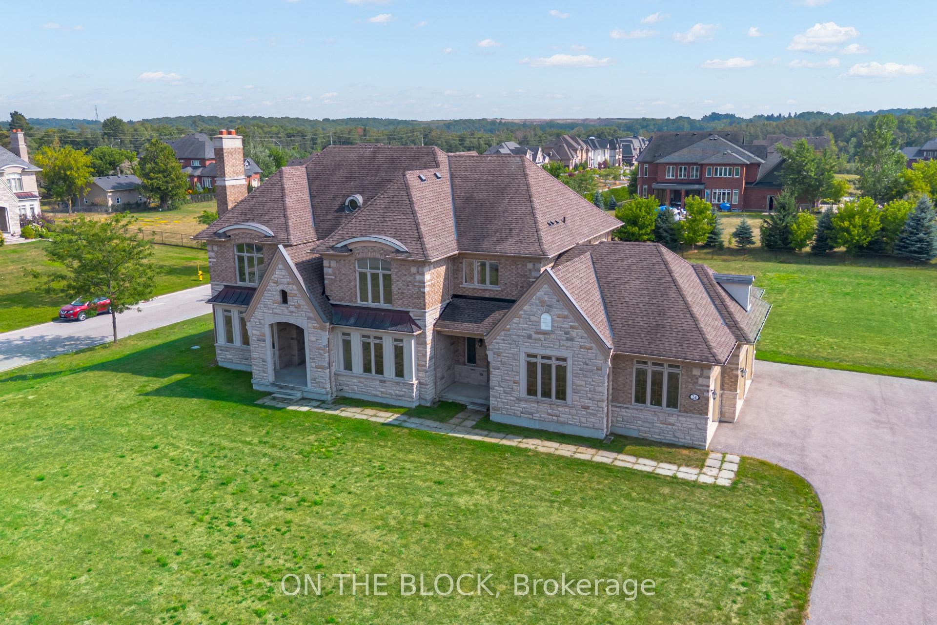 24 Whitewood Drive, Whitchurch-Stouffville, ON, exterior