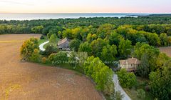 9024 Wood Drive, Lambton Shores, ON, exterior