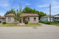 102 (A-C) Sarah Street, Brantford, ON, exterior