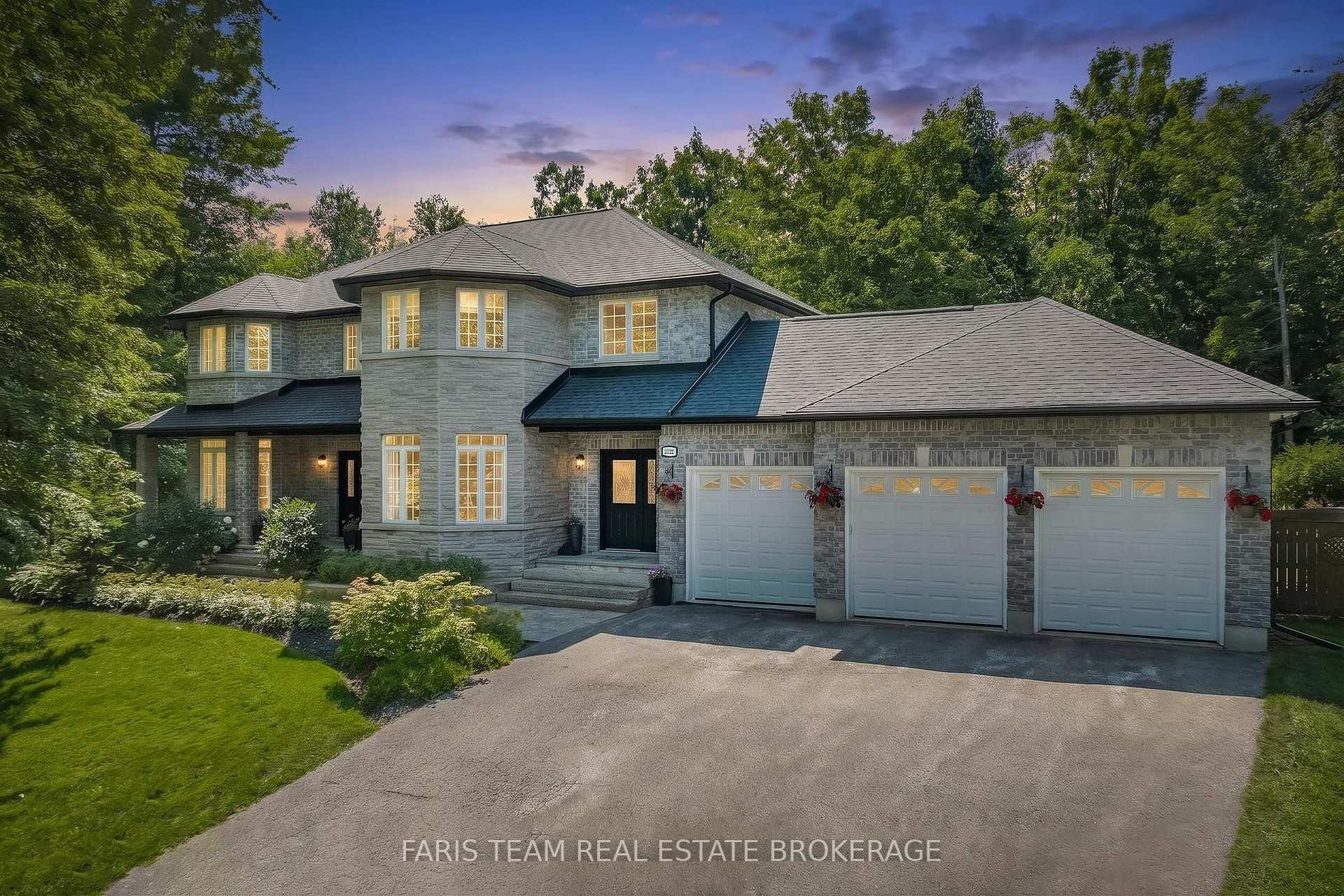 2122 Fern Glen Court, Severn, ON, exterior