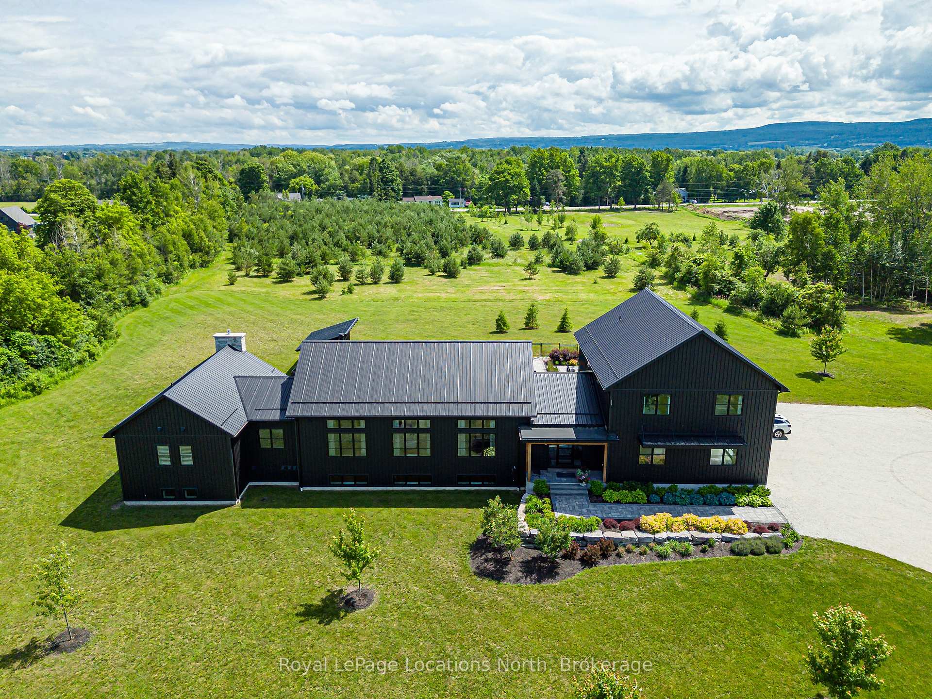 7343 36 37 Nottawasaga Side Road, Clearview, ON, exterior