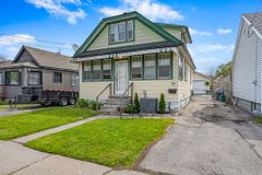 35 Deere Street, Welland, ON, exterior