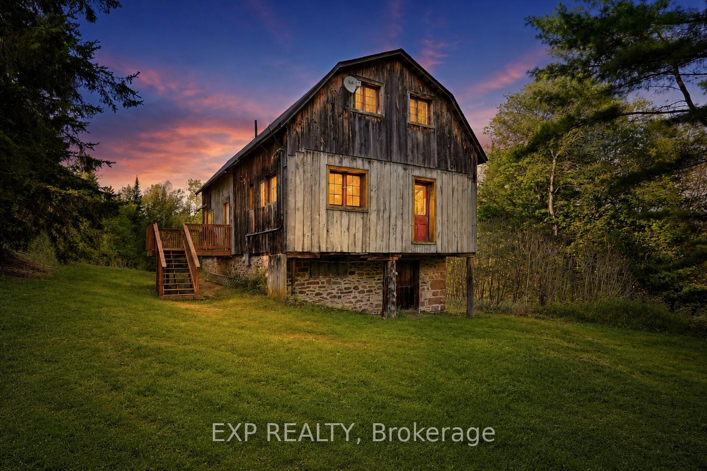 1057 Macduff Road, Highlands East, ON, exterior