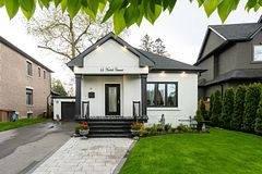 14 Nordale Crescent, Toronto W04, ON, exterior