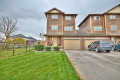 5052 Cassandra Drive, Lincoln, ON, exterior