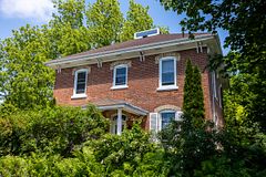 580 23rd Street W, Owen Sound, ON, exterior