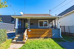 24 Rowanwood Street, Hamilton, ON, exterior