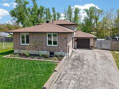 5 Atwood Court, Barrie, ON, exterior
