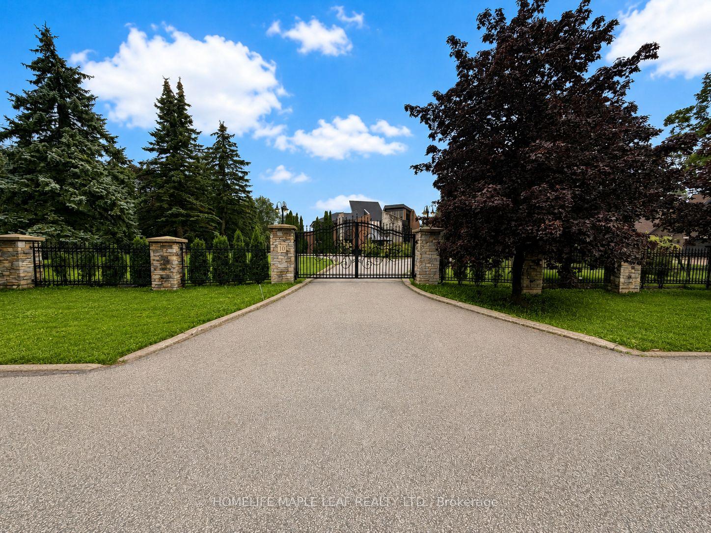 10 Edgeforest Drive, Brampton, ON, exterior