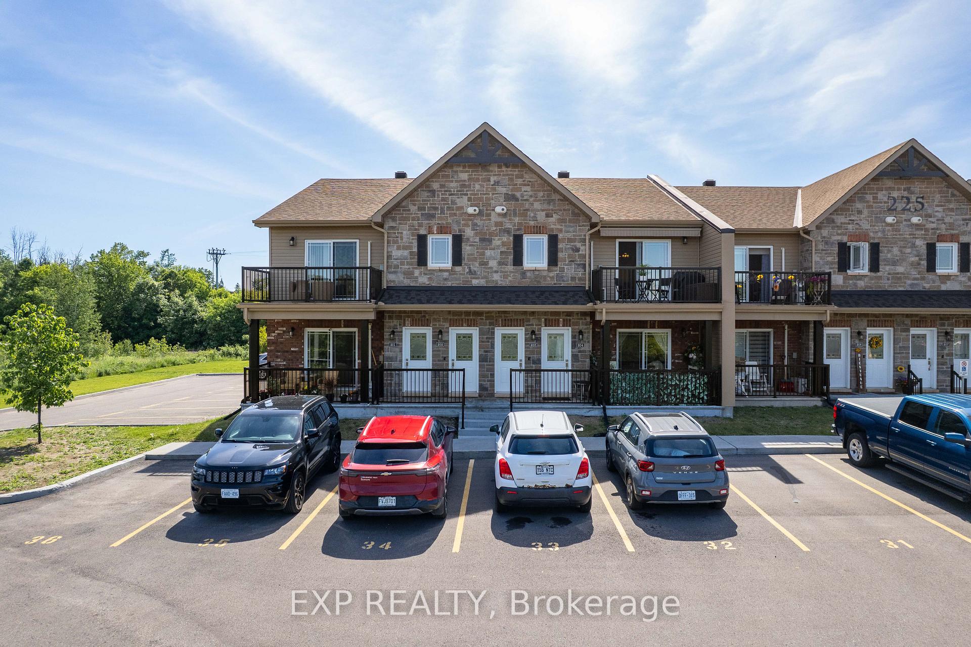 203 - 225 SPENCE Avenue, Hawkesbury, ON, exterior