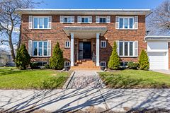 Bsmt 2 - 550 Glencairn Avenue, Toronto C04, ON, exterior