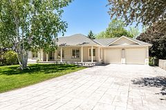 466 Water Street S, St. Marys, ON, exterior