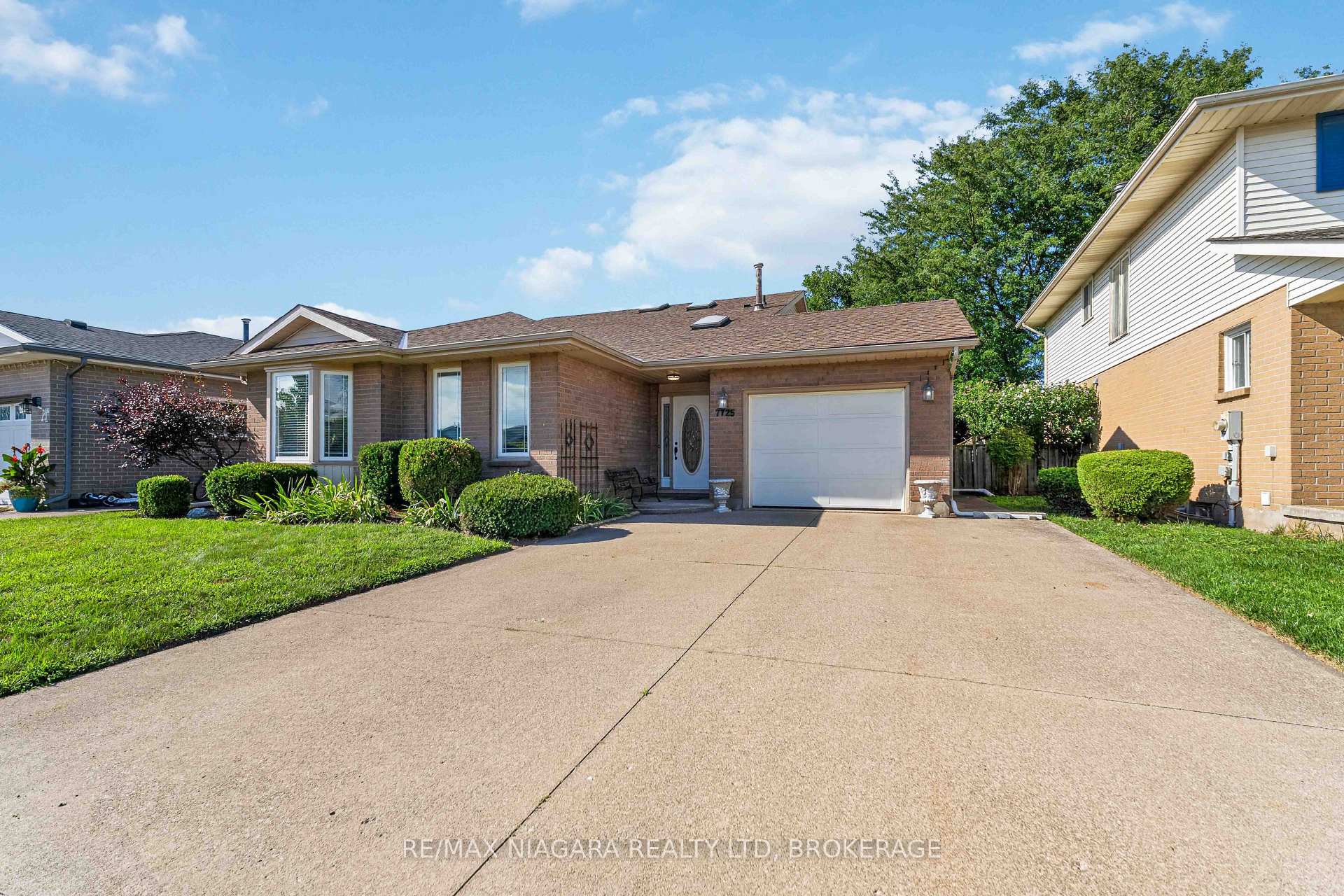 7725 SWAN Street, Niagara Falls, ON, exterior