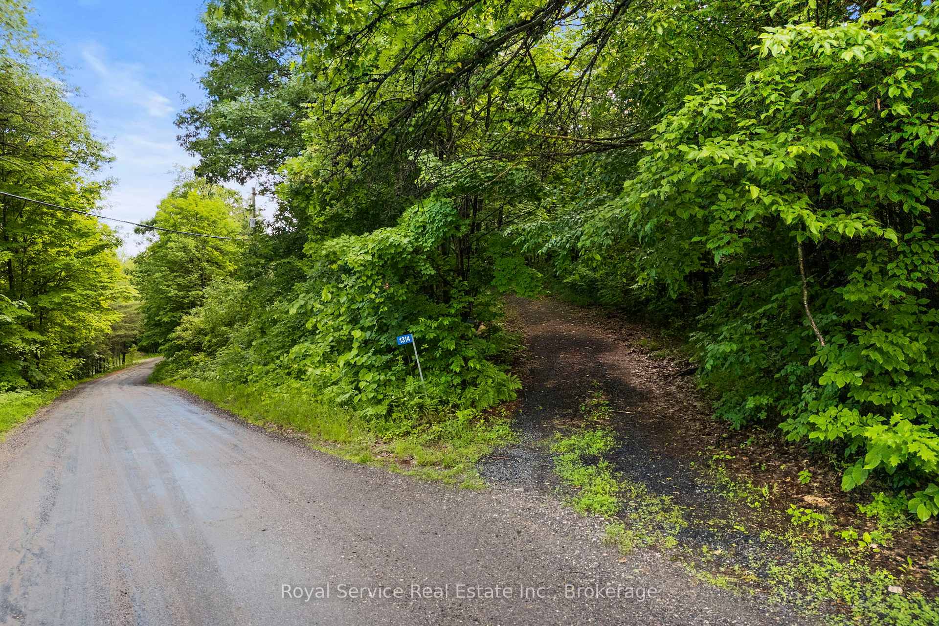 1314 Guigue Road, Frontenac, ON, exterior